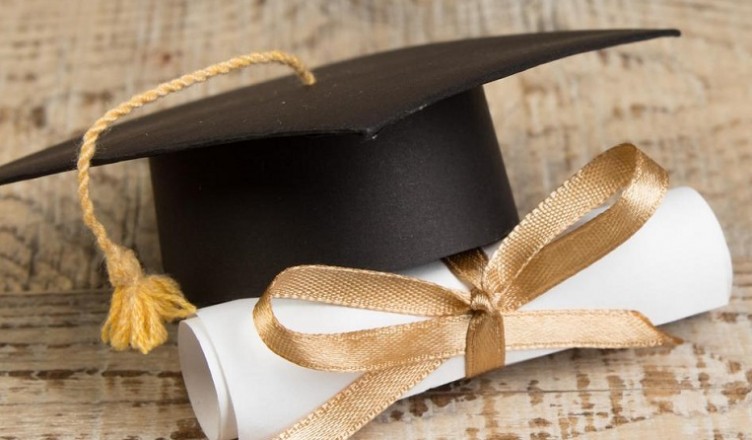 LAUREA..