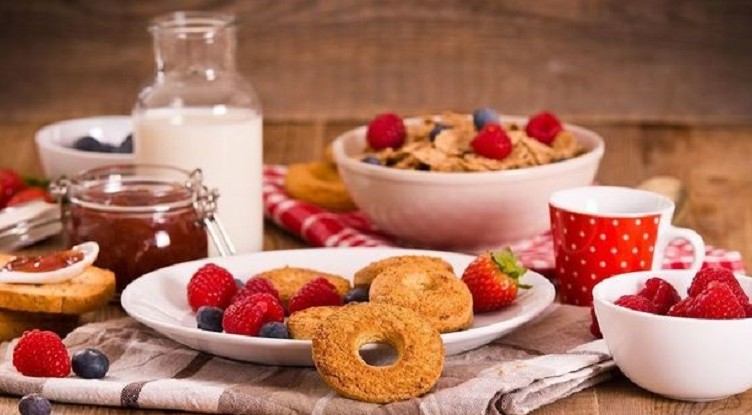 COLAZIONE......