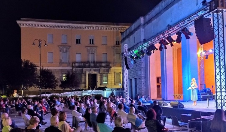 teatro musica e cabaret