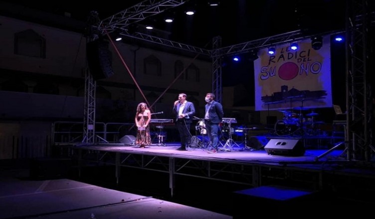 D’ABROSCA, DI CICCO, LUCCIOLA