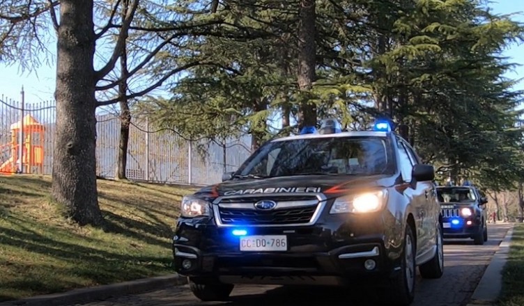 auto carabinieri