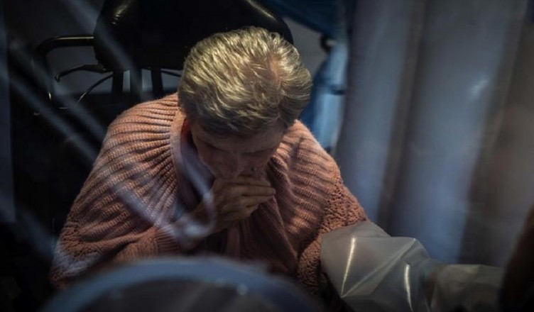 Covid: stanza degli abbracci in RSA di Bollate
