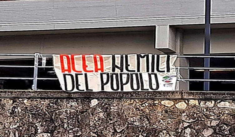 ACEA NEMICO PUBBLICO