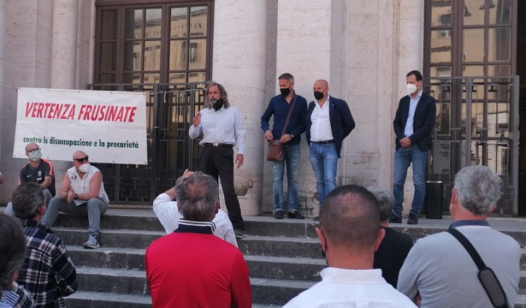 vertenza frusinate...