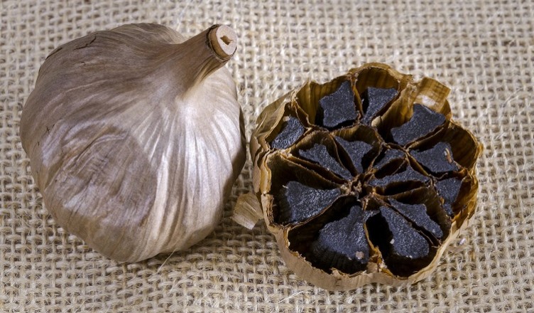 aglio nero