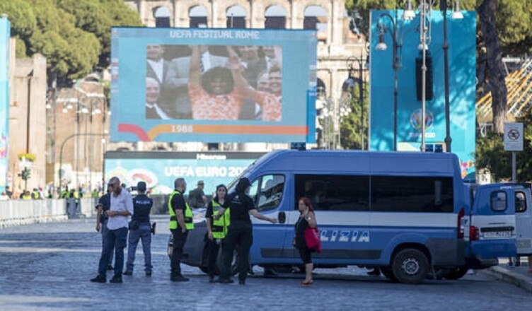 Europei: verso potenziamento controlli fan zone e piazze