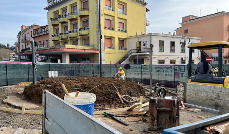 FROSINONE LAVORI ROTATORIE