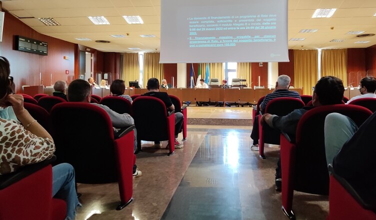 Strade_Commercio cisterna