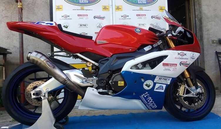 Aprilia team