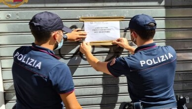 POLIZIA CHIUSURA ATTIVITà COMM CECCANO