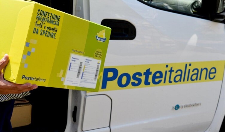 Poste Italiane consegna pacchi (12) (2)