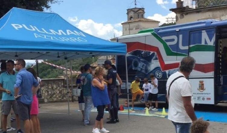 Pullman azzurro 2022