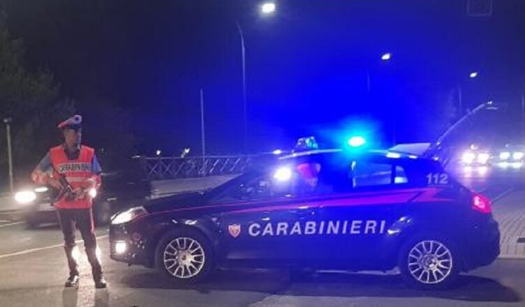 CARABINIERI NOTTE