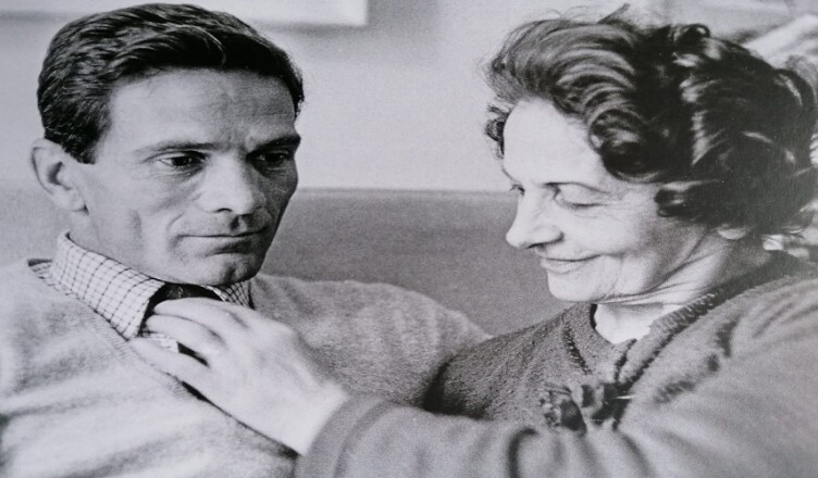 Pasolini con la madre