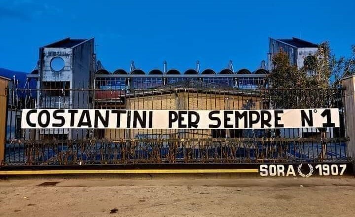 omaggio tifosi a costantini