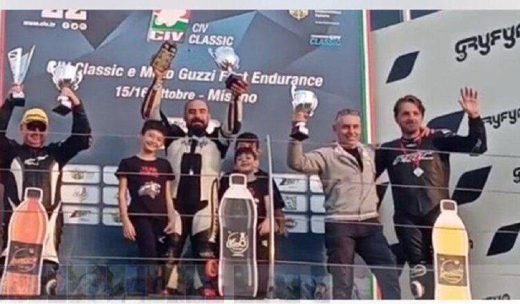 Paniccia sul gradino più alto a Misano