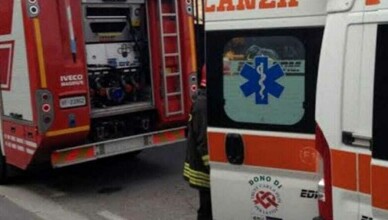 ambulanza vigili del fuoco ...