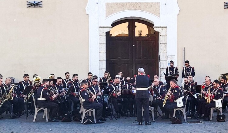 GIORNATA DELL’INNO E DELLA BANDIERA CON LA BANDA DEI GRANATIERI DI SARDEGNA