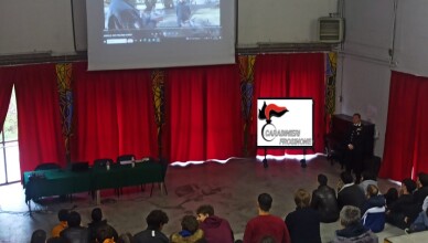 I Carabinieri incontrano gli alunni del Liceo Dante Alighieri di Anagni