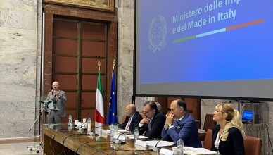 UGL BENE L’ISTITUZIONE DEL TAVOLO FARMACEUTICA