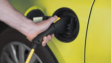 colonnine per la ricarica di mezzi elettrici