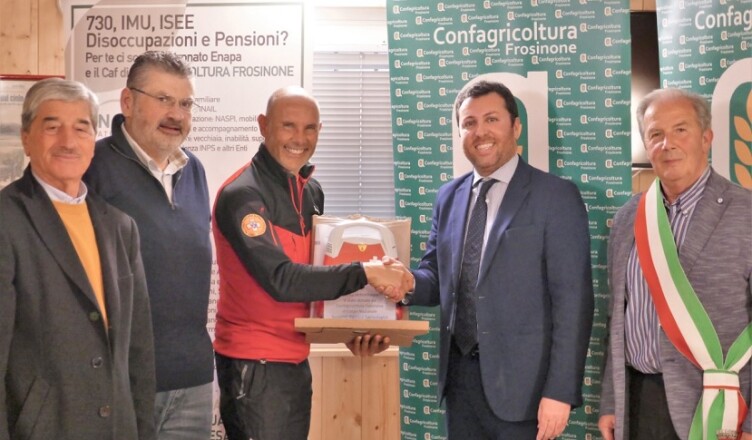 donato un defibrillatore al Soccorso Alpino di Collepardo