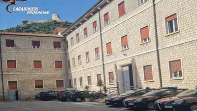 I Carabinieri di Cassino hanno eseguito un’ordinanza di applicazione di misura cautelare personale nei confronti di un 45enne