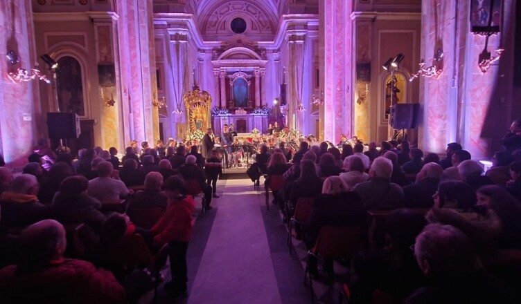 Monte San Giovanni Campano, applauditissima esibizione della Banda musicale della Polizia di Stato