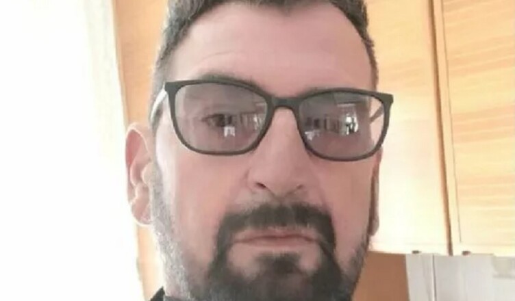 alessandro trovato morto in casa