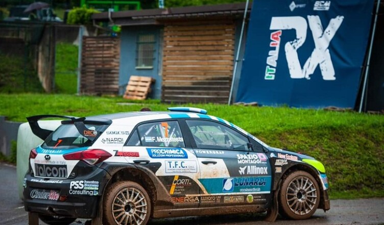 Hyundai I20 R5 di Fabio Mezzatesta in azione alla Maggiora Offroad Arena