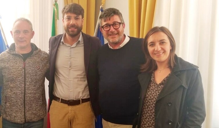 Il Sindaco De Meis, la sua Giunta ed il Presidente della Provincia Di Stefano