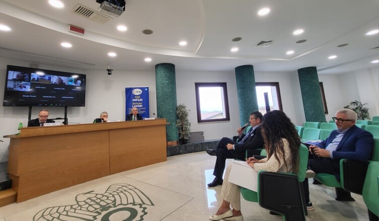 PRESENTE ITS Meccatronico del Lazio