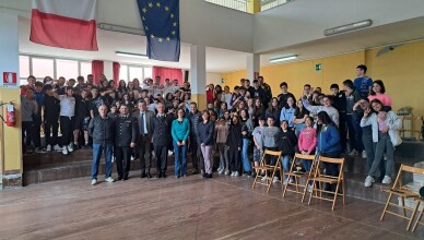 TORRICE I Carabinieri incontrano gli studenti della Scuola Secondaria