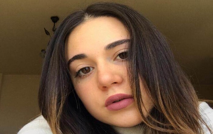 elena 18 anni