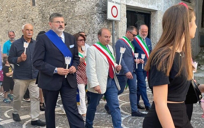 QUADRINI FIACCOLATA SANTOPADRE