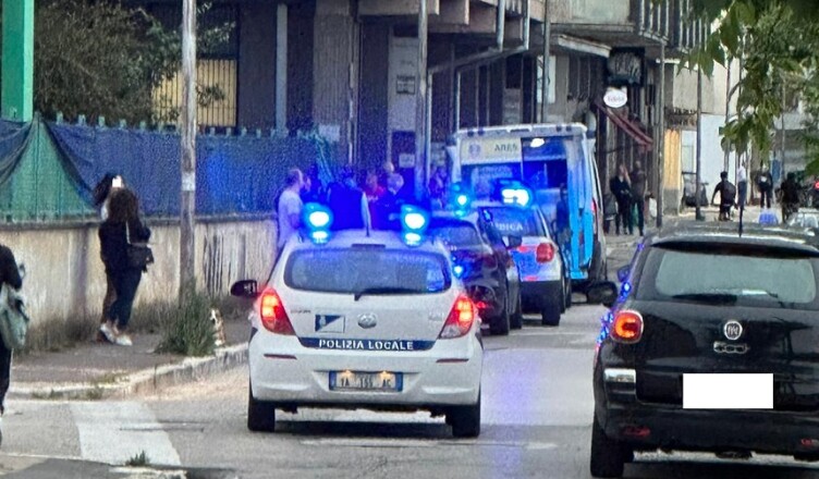 ambulanza sora via lungoliri cavour2...