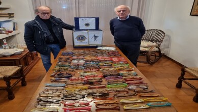 nostro Lions Club Val Comico ha effettuato la raccolta degli occhiali da vista usati