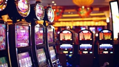 Giochi nel Lazio 1.121 imprese per il settore delle slot e delle videolottery, 6.854 gli occupati