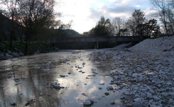 Tg3 Rai ad Atina per la carenza di acqua per l'irrigazione dei campi