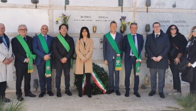 Uncem-sulla-tomba-di-Spinelli-s-Ventotene