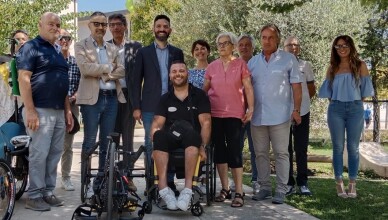 consegna Z-Bike all'atleta paralimpico Francesco Pinna