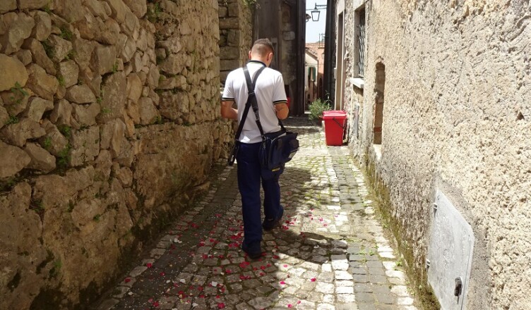 IN VIAGGIO SENZA PENSIERI CON POSTE DELIVERY WEB