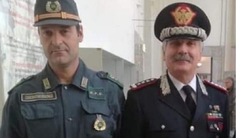 Il Comandante Bruni con il Generale Ricciard