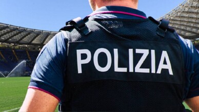 POLIZIA STADIO