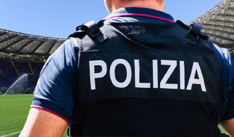 POLIZIA STADIO