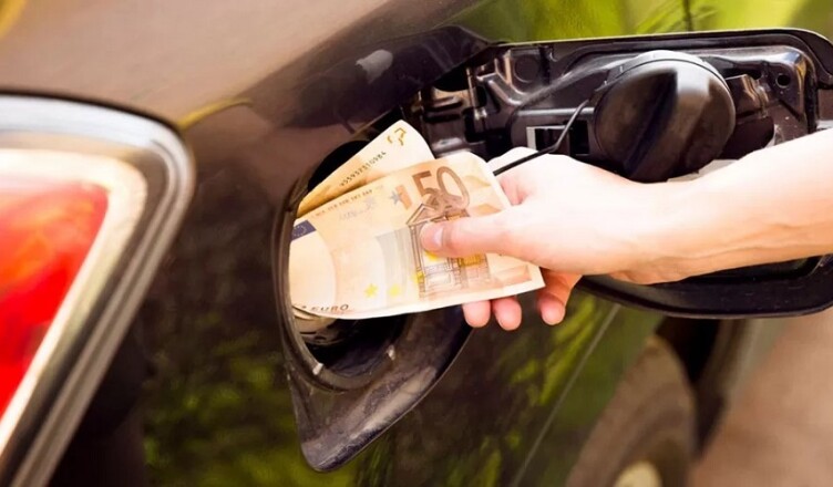 BENZINA SOLDI...