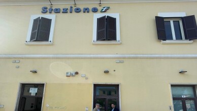 Stazione Ferroviaria, consegnato ex locale biglietteria all’Amministrazione comunale