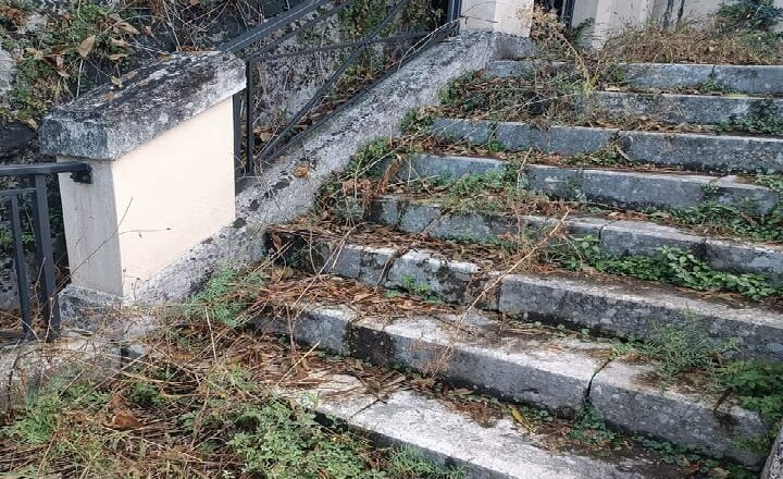 monumento ai caduti isola foto 2