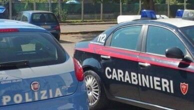 CARABINIERI POLIZIA...