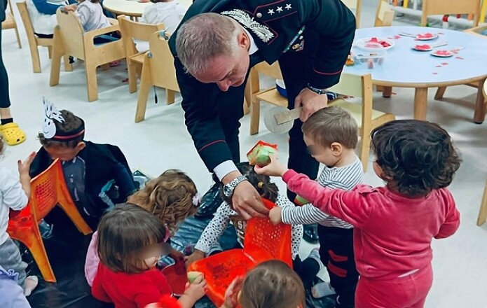 Giornata mondiale dei diritti dell’infanzia e dell’adolescenza. I Carabinieri di Pontecorvo incontrano i bambini dell’asilo comunale di Roccasecca